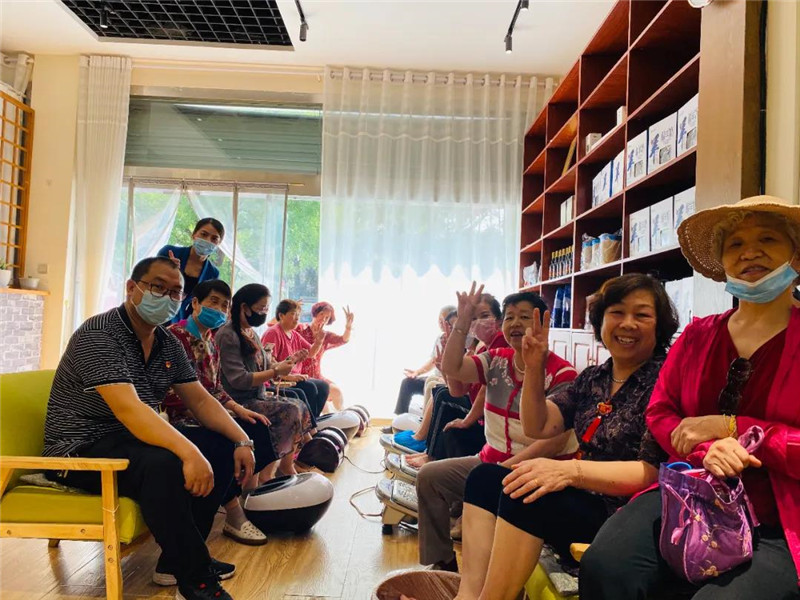 1592985808760442.jpg 艾香端午養(yǎng)老情2.jpg